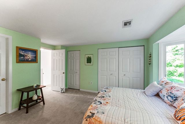94 Westcliff Dr 94, Plymouth, MA 02360