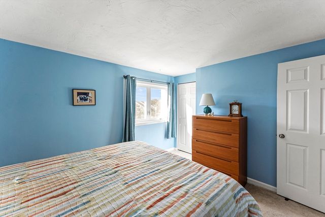 94 Westcliff Dr 94, Plymouth, MA 02360
