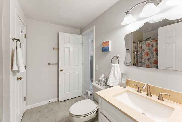 94 Westcliff Dr 94, Plymouth, MA 02360