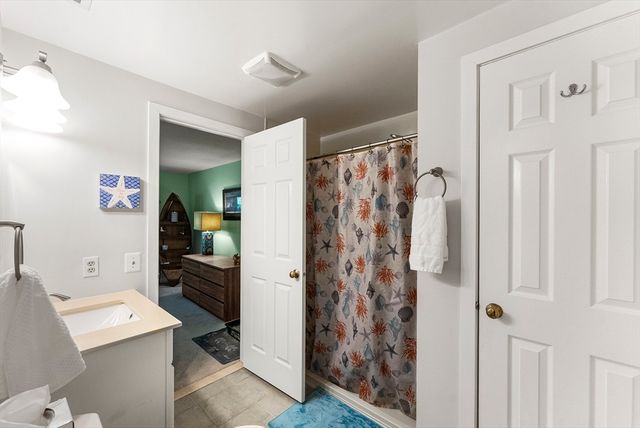 94 Westcliff Dr 94, Plymouth, MA 02360