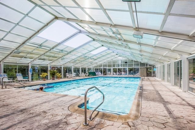 94 Westcliff Dr 94, Plymouth, MA 02360