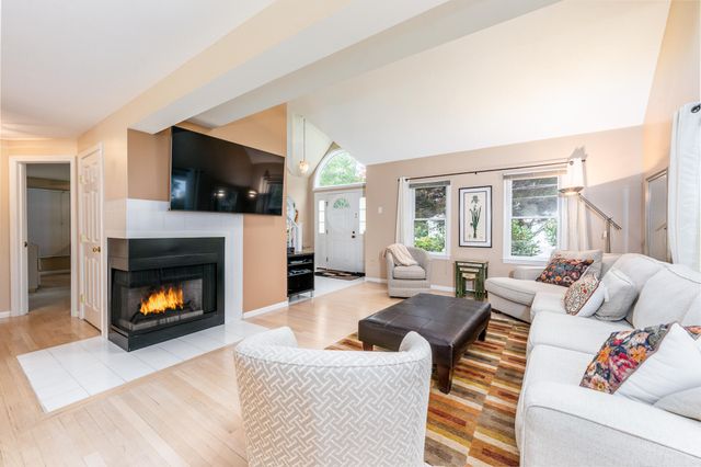 14 Eventide Lane, Barnstable, MA 02630