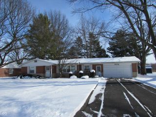 1532 Weslow Court, Anderson, IN 46011