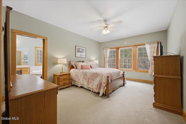 18 Founders Way, Queensbury, NY 12804