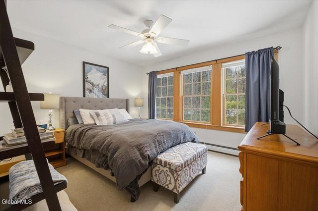 18 Founders Way, Queensbury, NY 12804