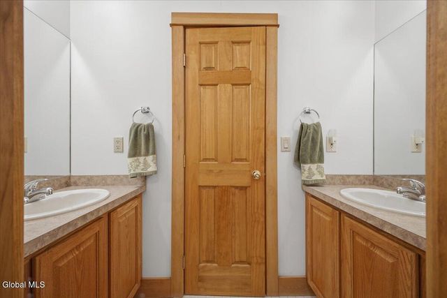 18 Founders Way, Queensbury, NY 12804