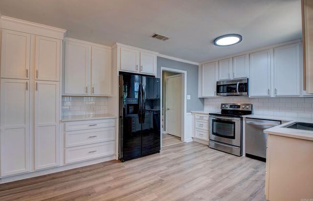 11 Painted Turtle Cove, Little Rock, AR 72211