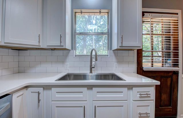 11 Painted Turtle Cove, Little Rock, AR 72211