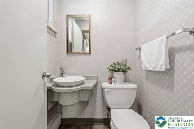 1042 North 38th Street, South Whitehall Twp, PA 18104