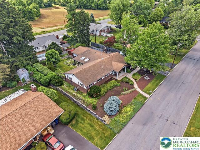 1042 North 38th Street, South Whitehall Twp, PA 18104
