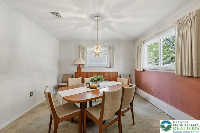 1042 North 38th Street, South Whitehall Twp, PA 18104