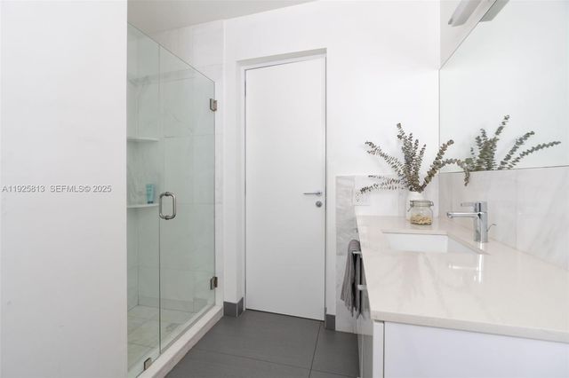 501 NE 51st St 0, Miami, FL 33137