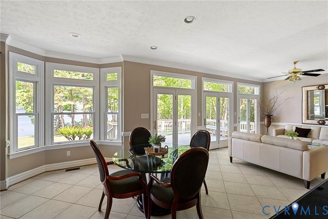 5213 Clipper Cove Rd, Midlothian, VA 23112