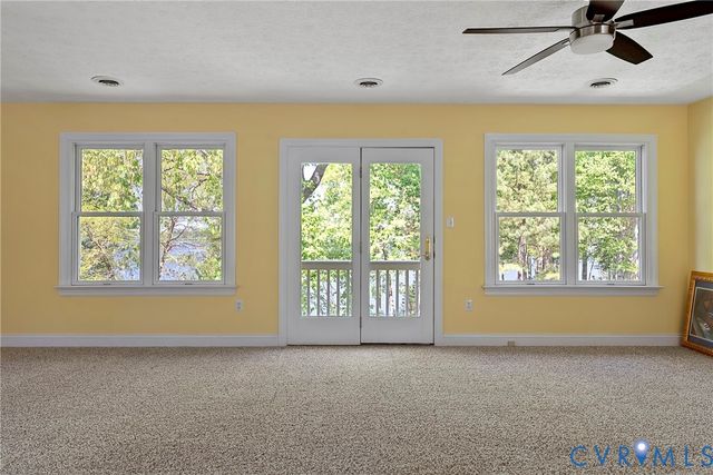 5213 Clipper Cove Rd, Midlothian, VA 23112