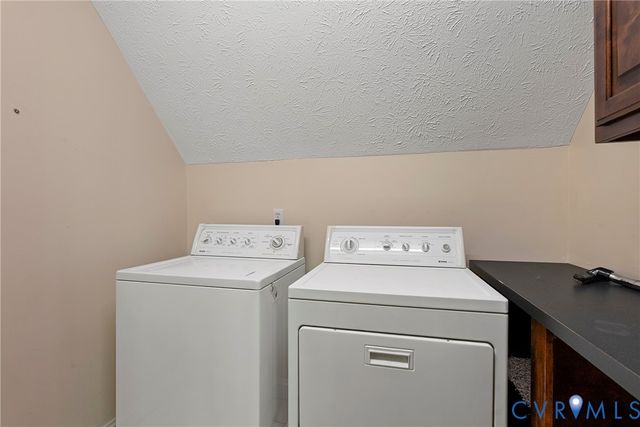 5213 Clipper Cove Rd, Midlothian, VA 23112
