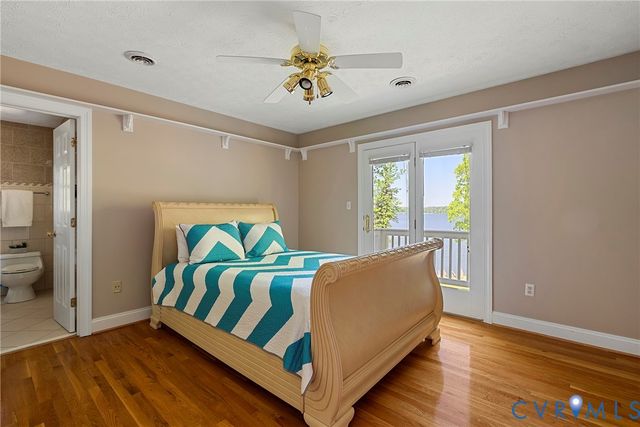 5213 Clipper Cove Rd, Midlothian, VA 23112