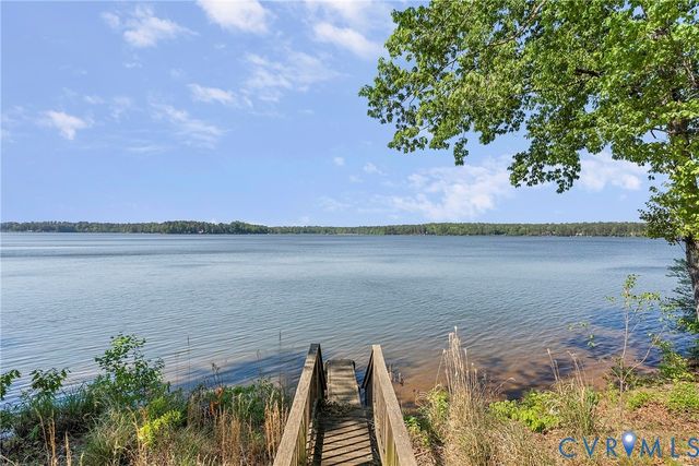5213 Clipper Cove Rd, Midlothian, VA 23112