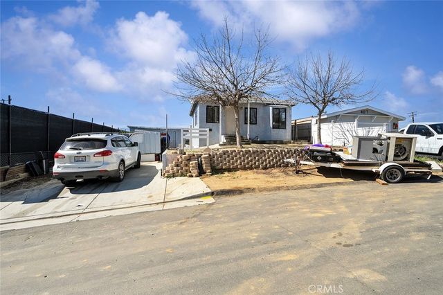 405 Lookout Street, Lake Elsinore, CA 92530