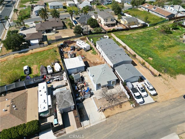 405 Lookout Street, Lake Elsinore, CA 92530