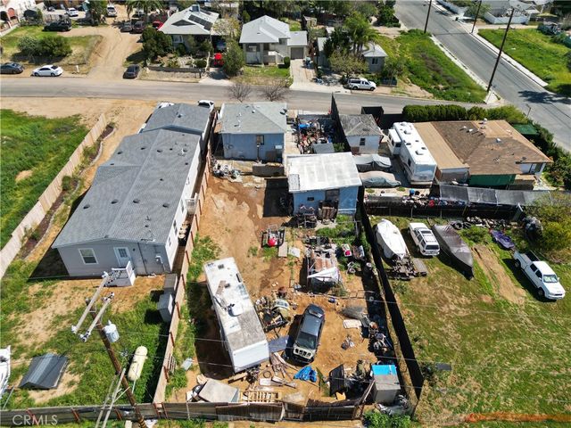 405 Lookout Street, Lake Elsinore, CA 92530