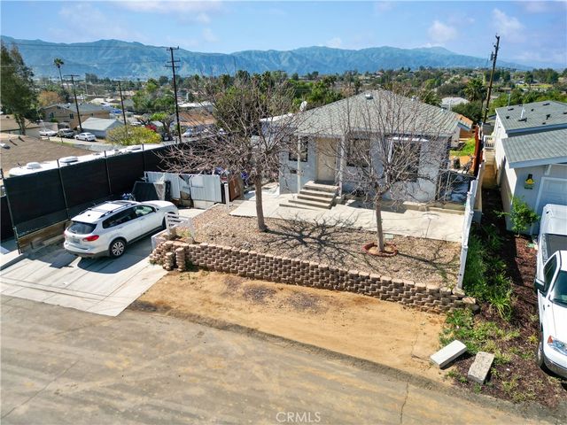 405 Lookout Street, Lake Elsinore, CA 92530