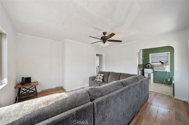 405 Lookout Street, Lake Elsinore, CA 92530