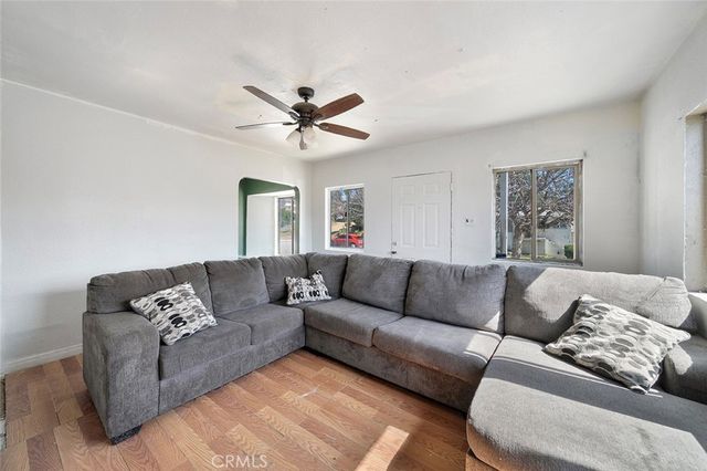 405 Lookout Street, Lake Elsinore, CA 92530