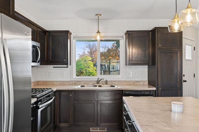 3377 235th Avenue NW, Saint Francis, MN 55070