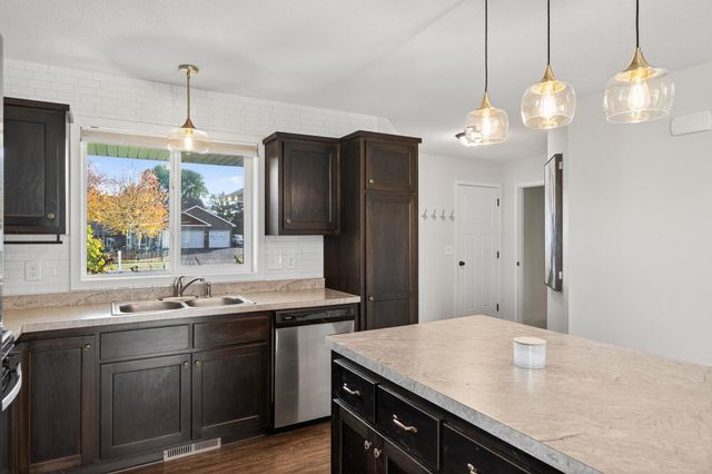 3377 235th Avenue NW, Saint Francis, MN 55070