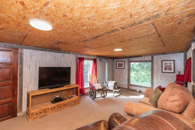 258 Carroll Creek, Howardwick, TX 79226