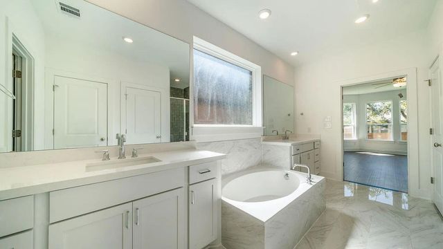 1412 Mulberry Oak LN, Georgetown, TX 78628