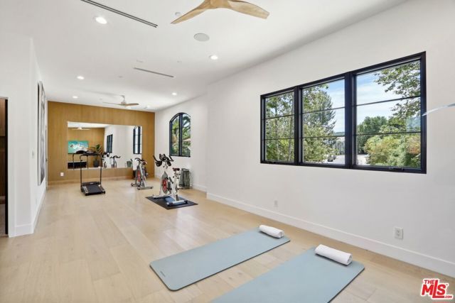 4261 Temma Court, Calabasas, CA 91302