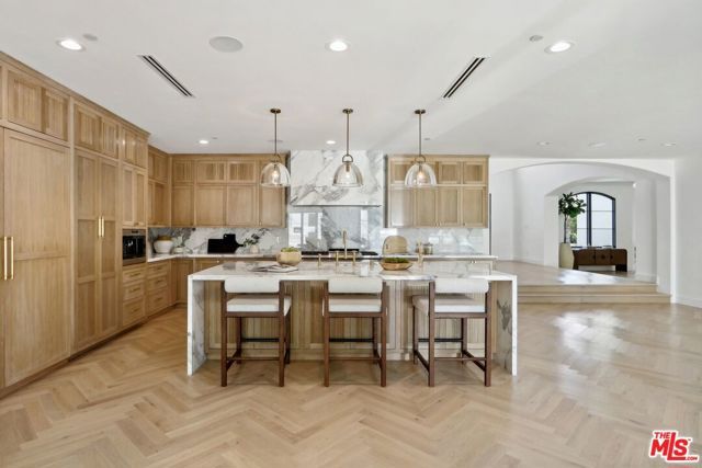 4261 Temma Court, Calabasas, CA 91302