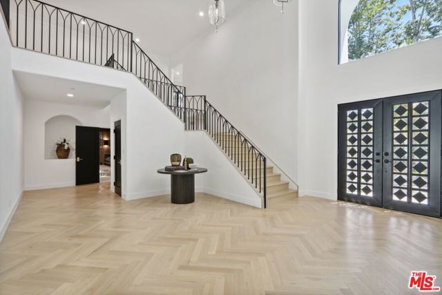 4261 Temma Court, Calabasas, CA 91302