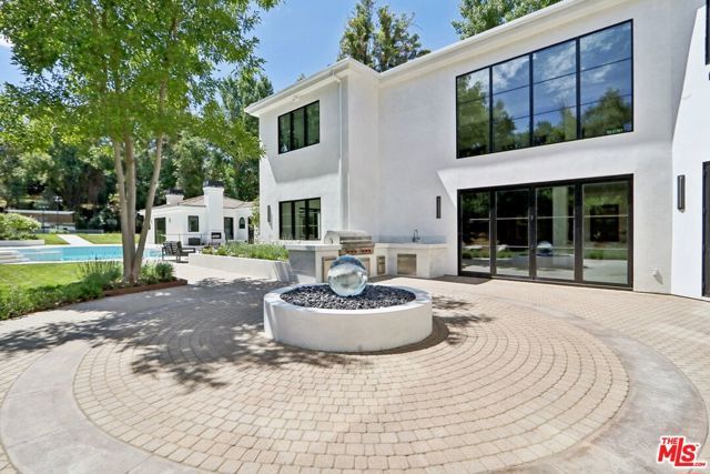 4261 Temma Court, Calabasas, CA 91302