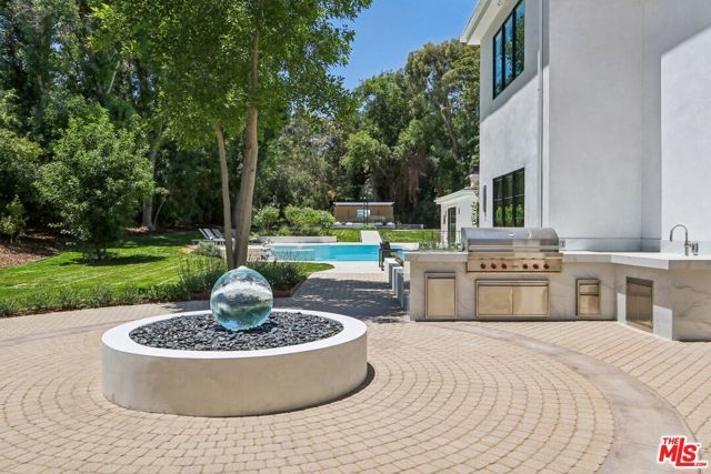 4261 Temma Court, Calabasas, CA 91302