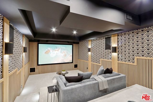 4261 Temma Court, Calabasas, CA 91302