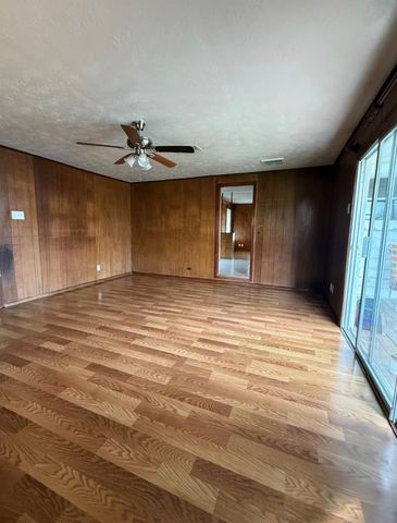 2208 7th St, Galena Park, TX 77547