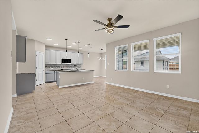 6906 Hanover Stone, San Antonio, TX 78244