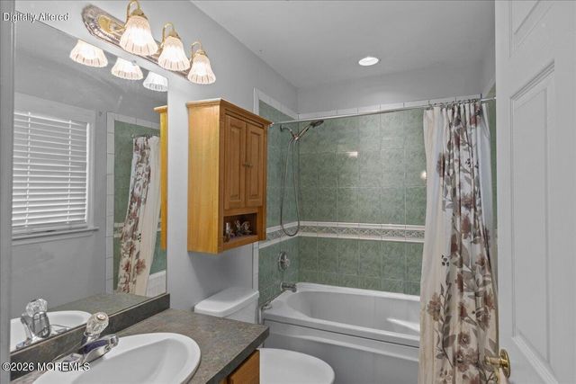 123 Mermaid Drive, Manahawkin, NJ 08050