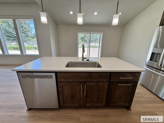 389 Wind River Drive, Shelley, ID 83274