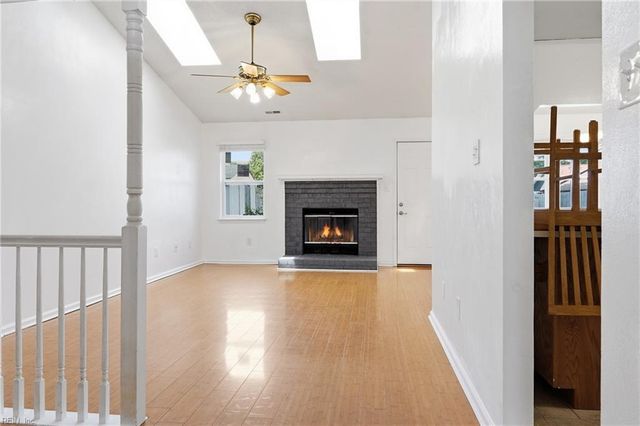 2096 Weybridge DR, Virginia Beach, VA 23454