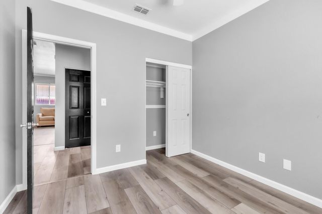 7950 Eskdale Ct, Sacramento, CA 95829
