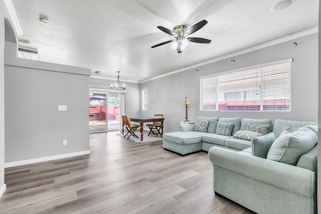 7950 Eskdale Ct, Sacramento, CA 95829