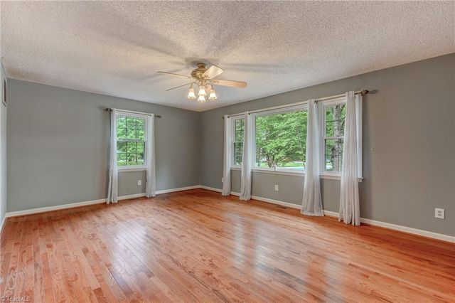1000 Meade Drive, Greensboro, NC 27410
