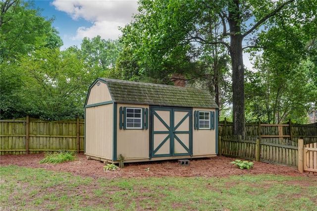 1000 Meade Drive, Greensboro, NC 27410
