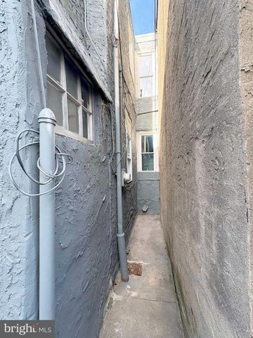 526 E WILLARD ST, Philadelphia, PA 19134