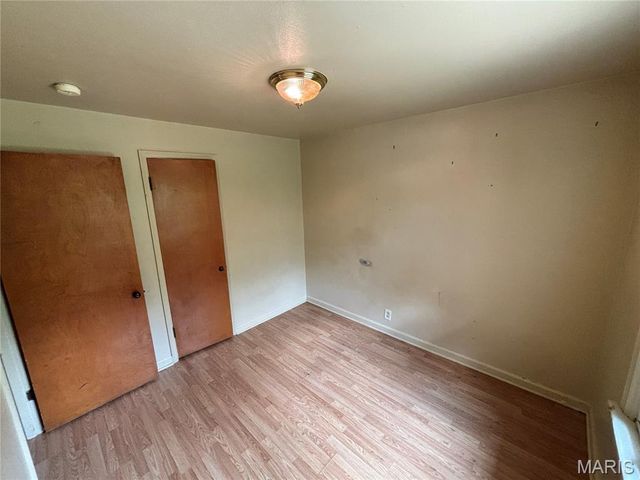 1246 Darr Drive, St Louis, MO 63137