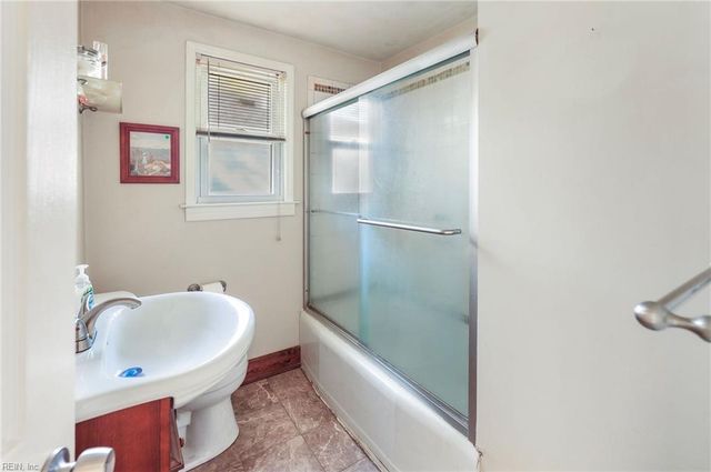 108 Diamond AVE, Chesapeake, VA 23323