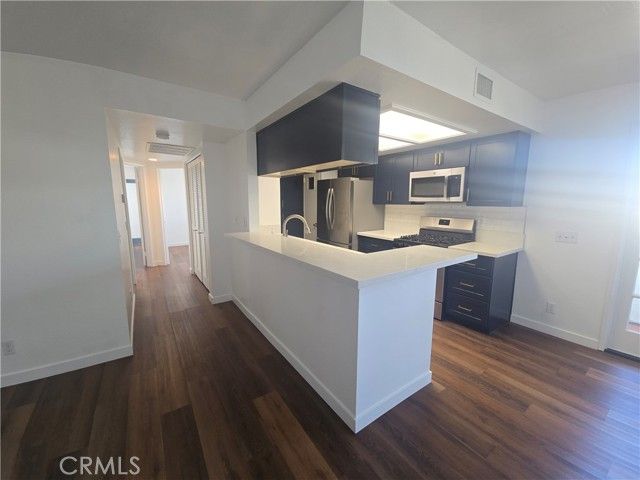 6065 Estelle 13, San Diego, CA 92115